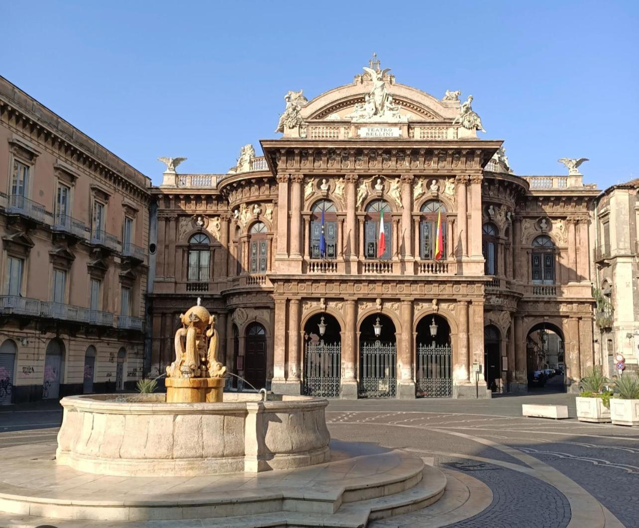 Wonderful Teatro Massimo Bellini Catânia Exterior foto